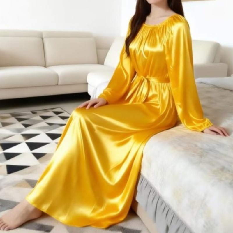Błyszczący szlafrok z jedwabiu – Robe Silk Women recenzja i cena